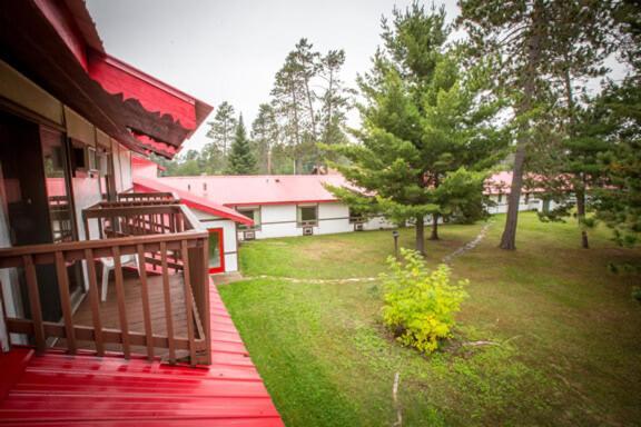 Northern Pine Inn Гейворд Екстер'єр фото